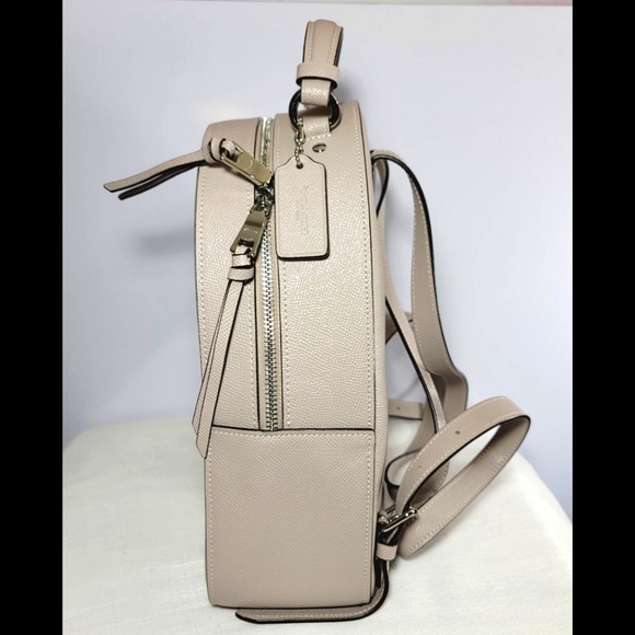 Coach Jordyn Cross grain Leather Beige Backpack. - Picture 6 of 14